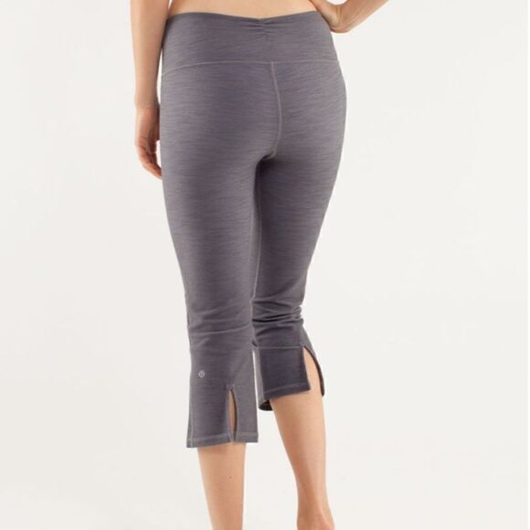Lululemon Gather & Crow Crop *Denim - Picture 1 of 9